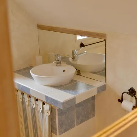 ゲストハウス Les Du Moulin アルル